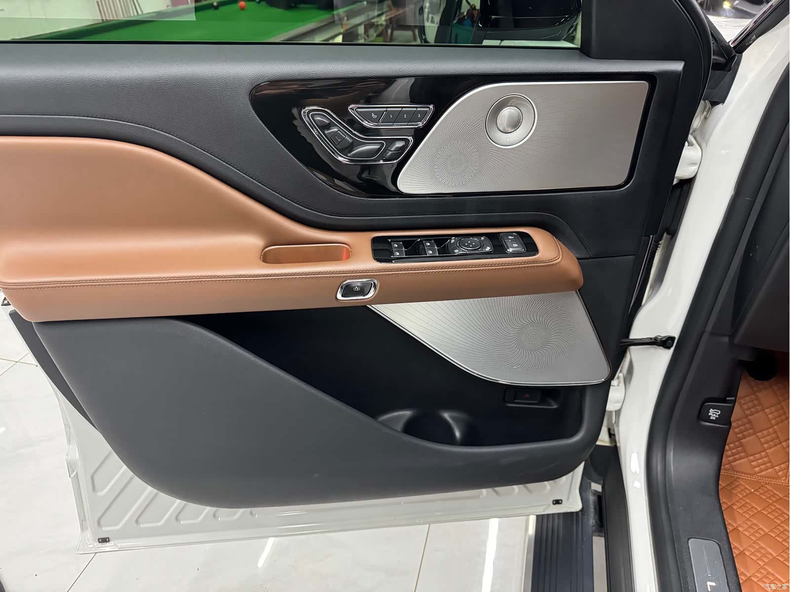 Lincoln Aviator, 2022 19