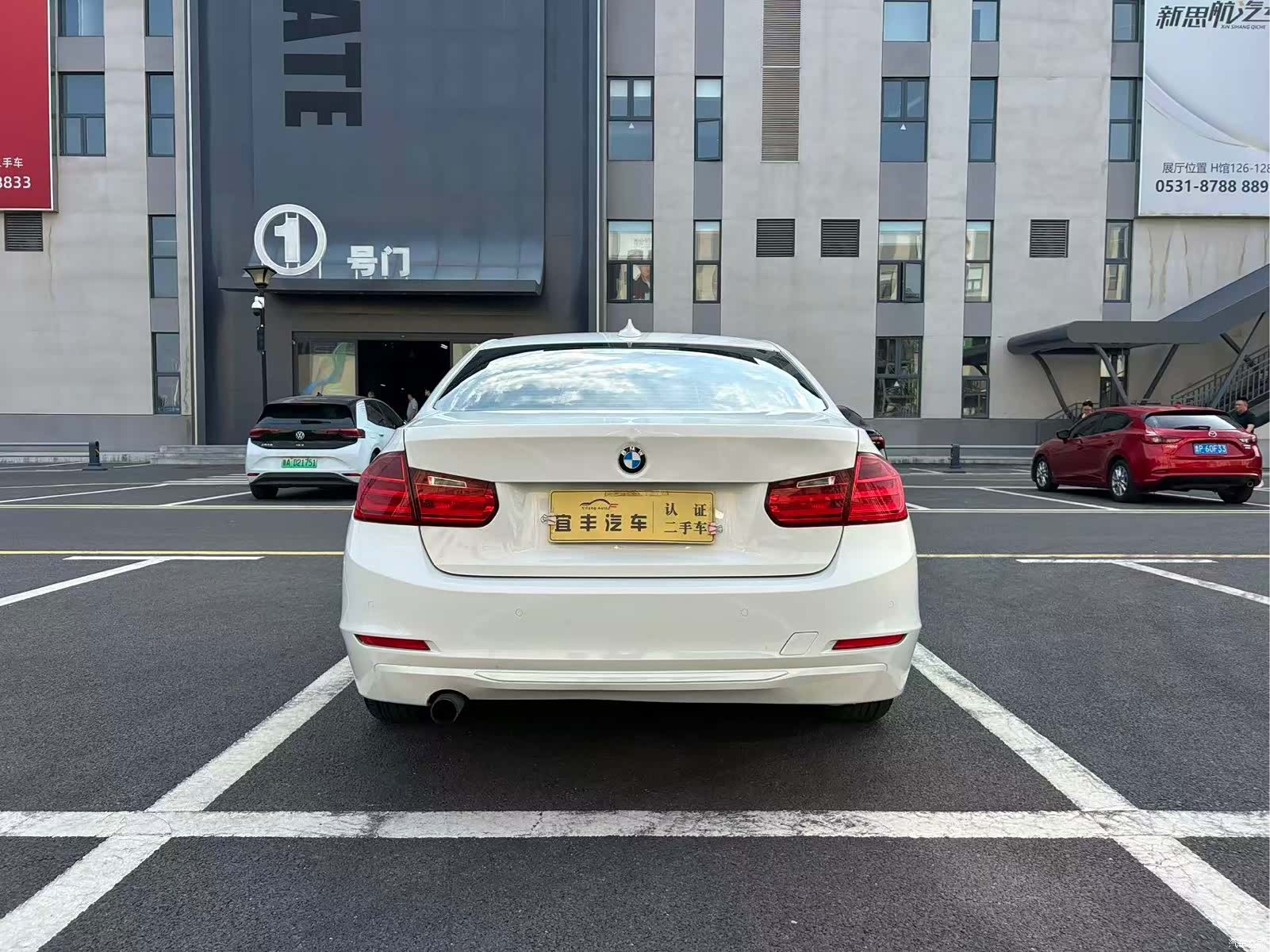 BMW 3 Series, 2015 13