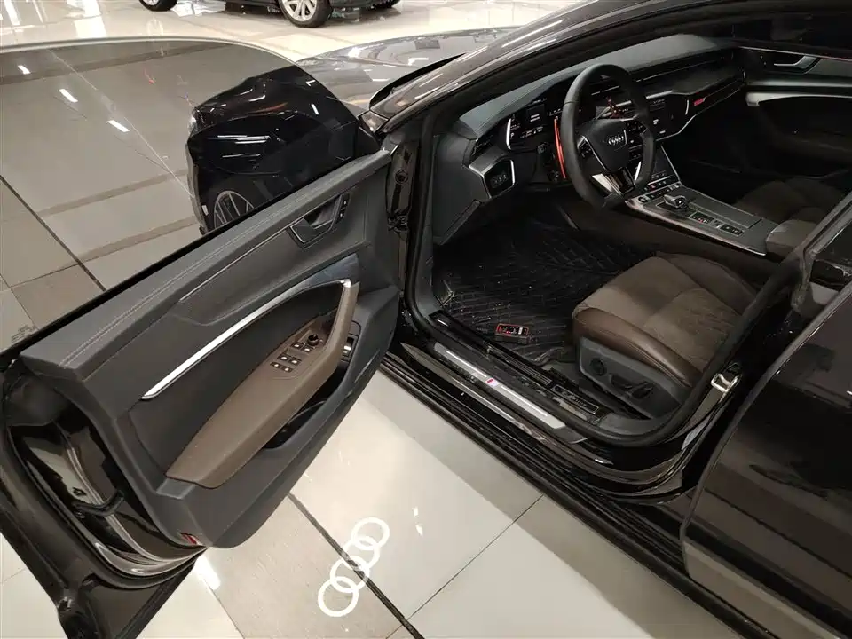 Audi A7L Audi A7L