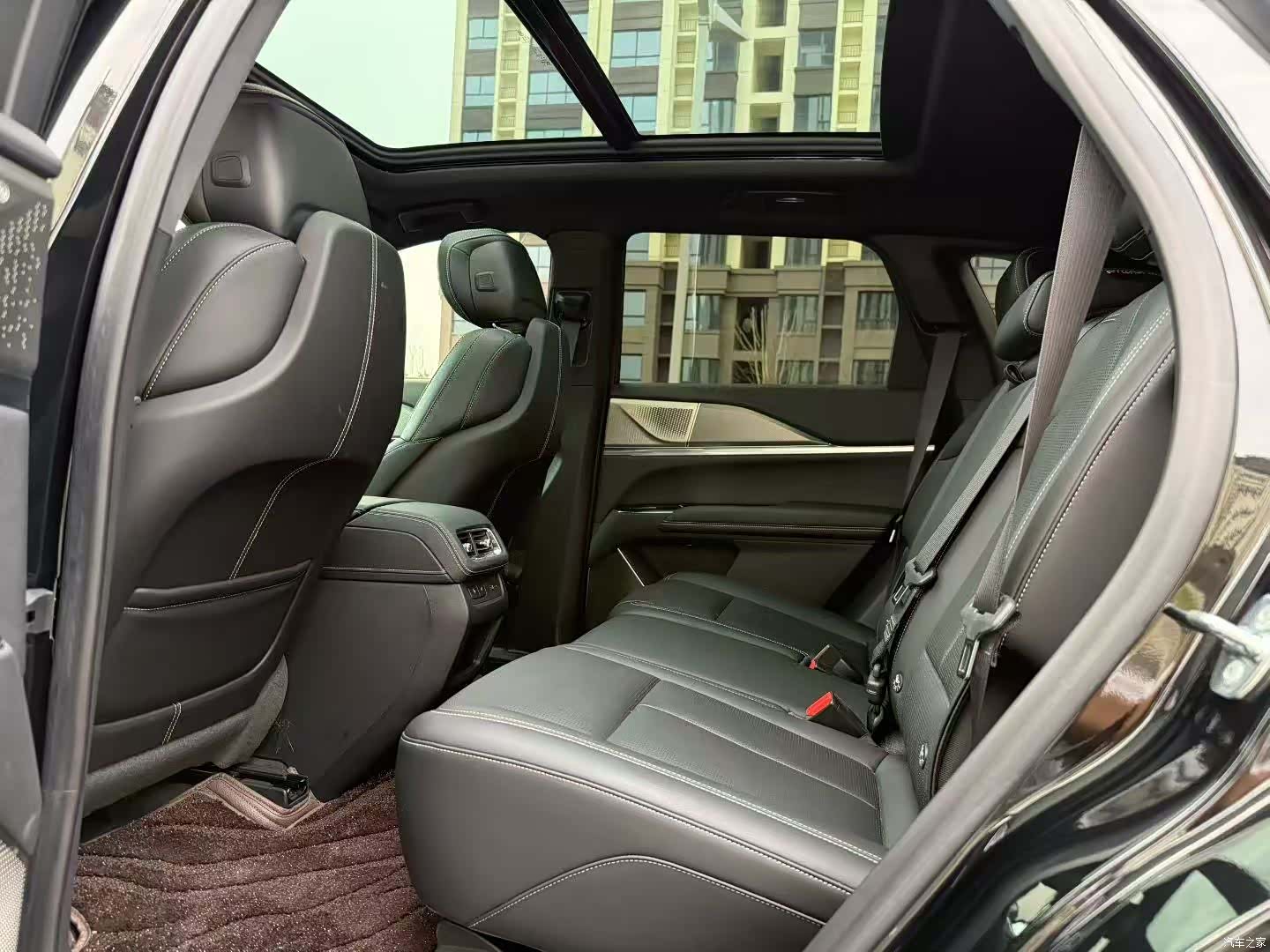 Cadillac XT5, 2025 6