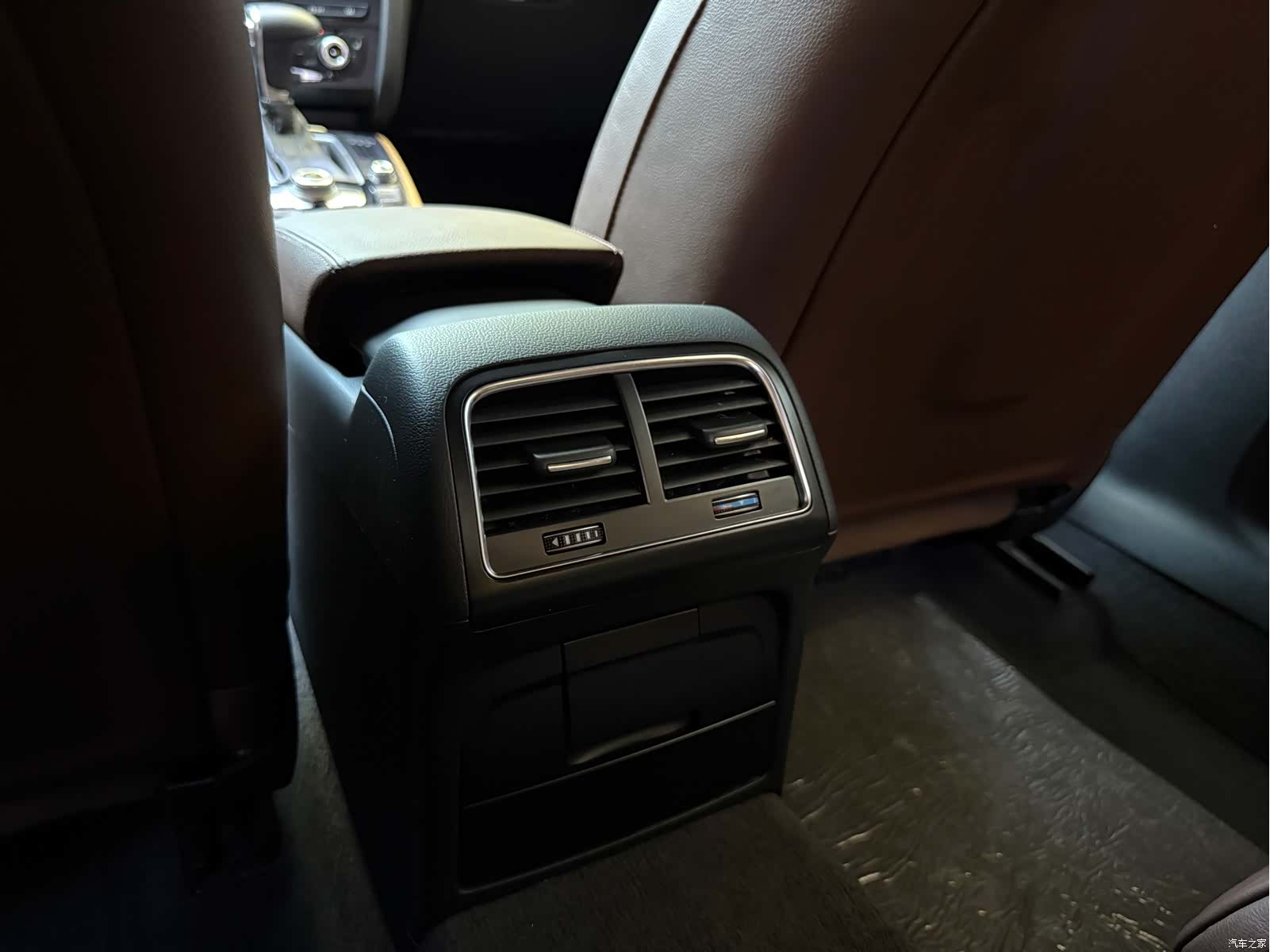 Audi A4L, 2016 17