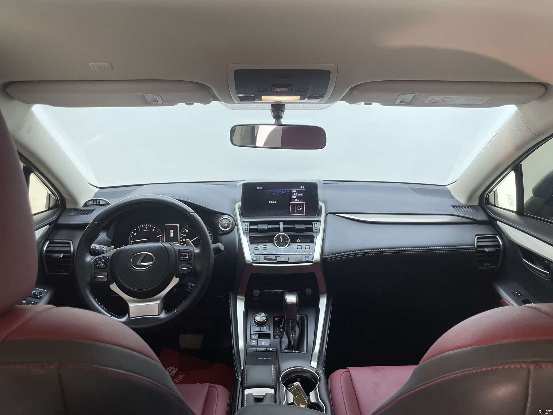 Lexus NX, 2021 24