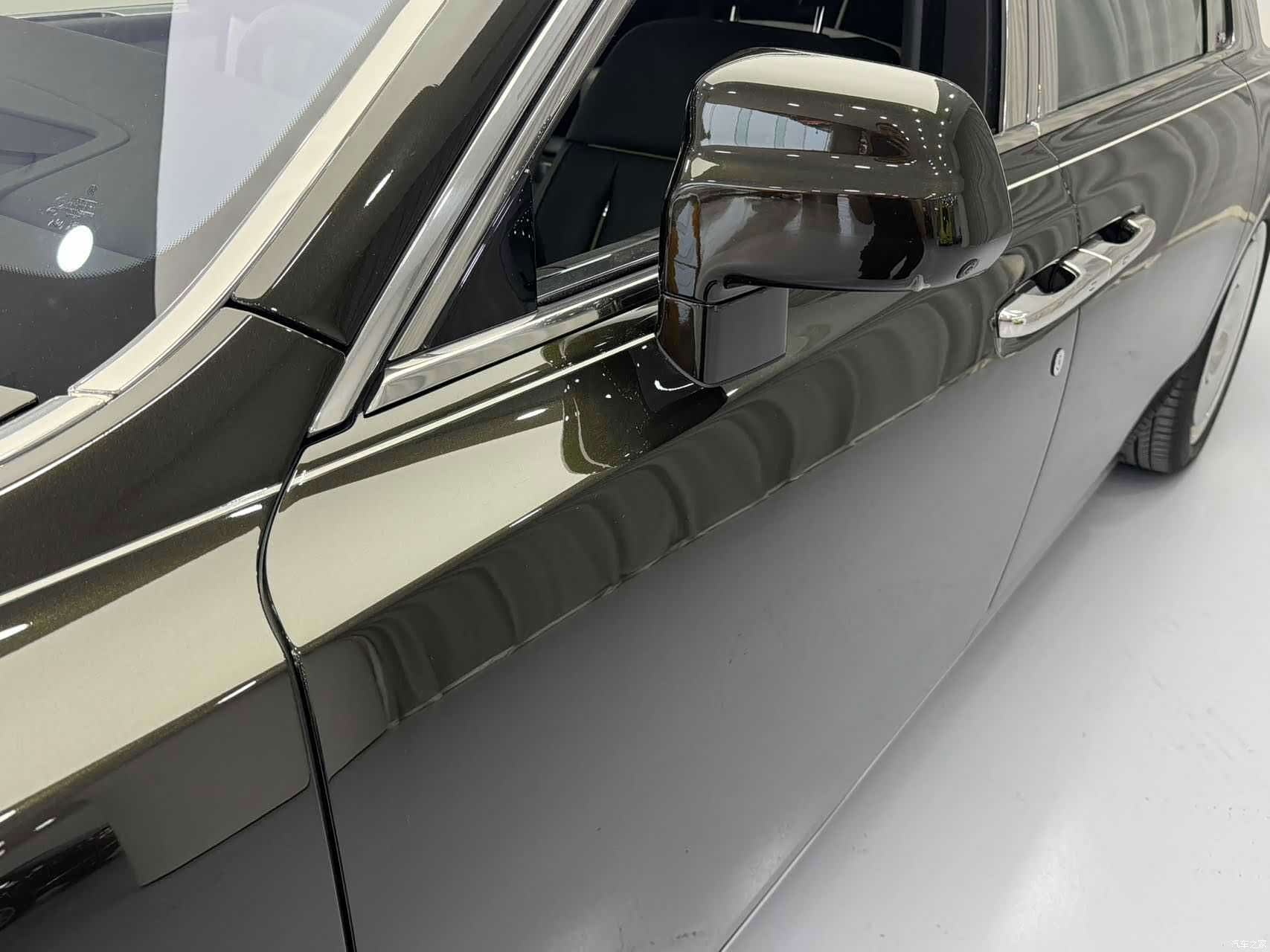Rolls-Royce Phantom, 2023 21