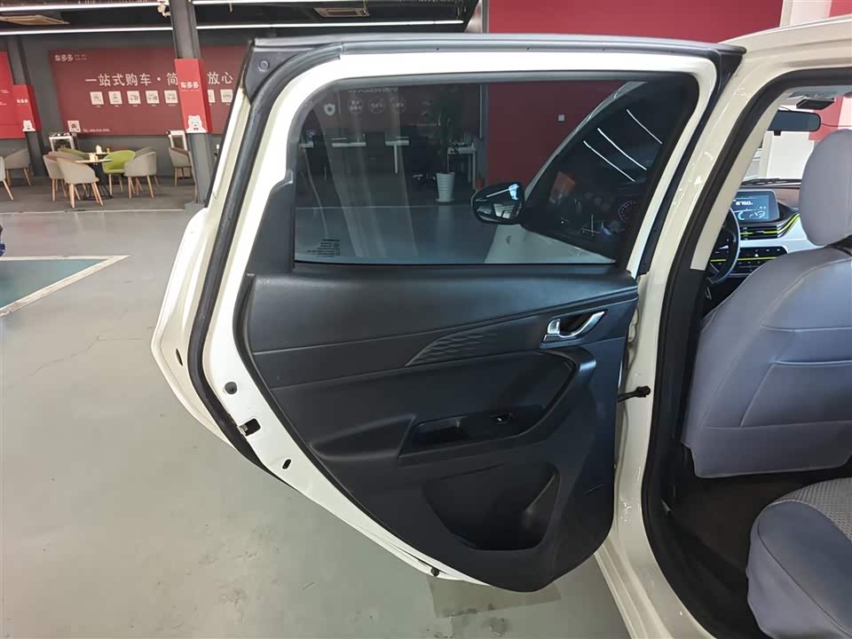 Changan Benben E-Star