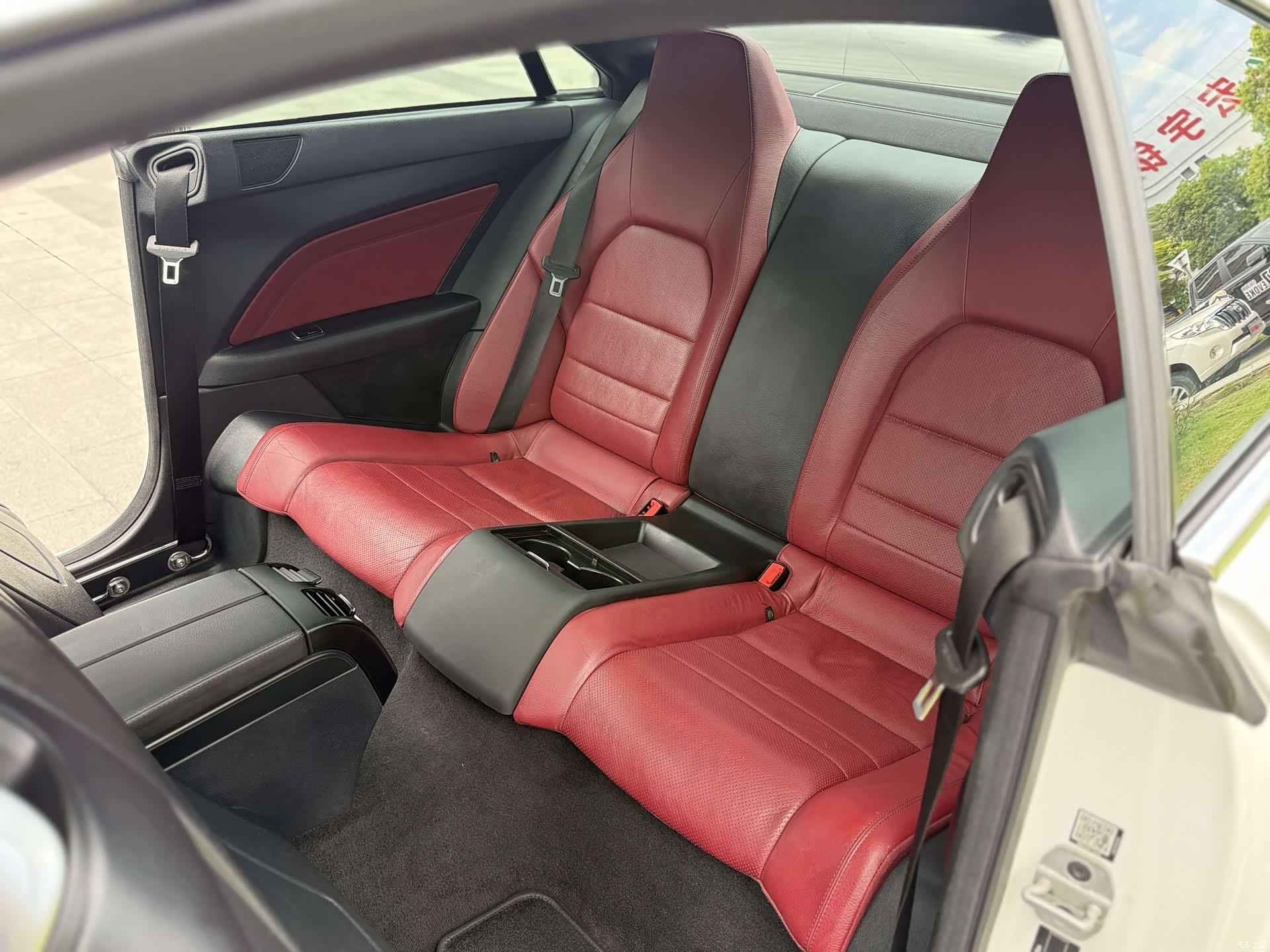Mercedes-Benz E-Class, 2015 10