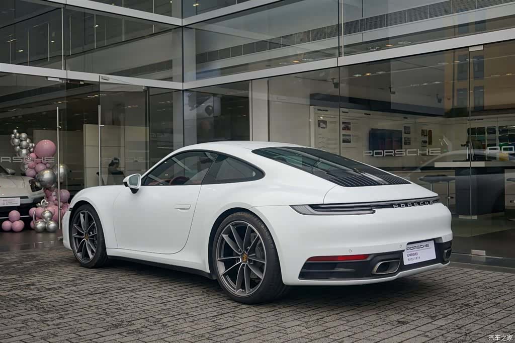 Porsche 911, 2024 7