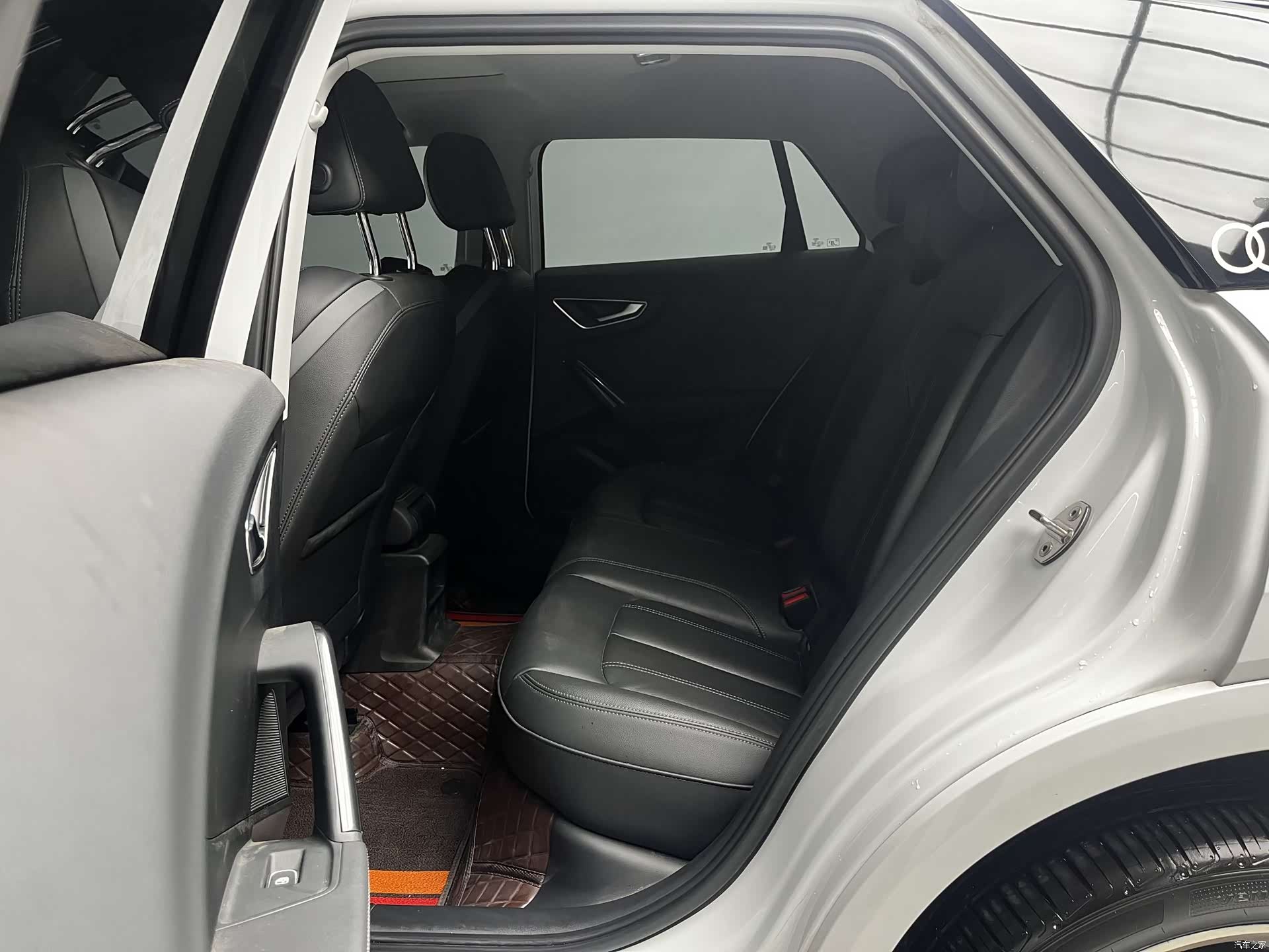 Audi Q2L, 2024 10