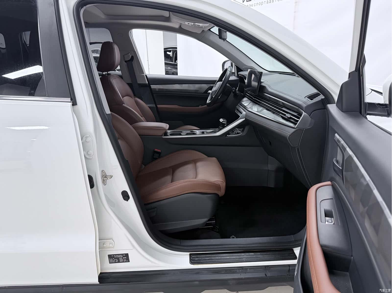 Geely X6, 2022 11