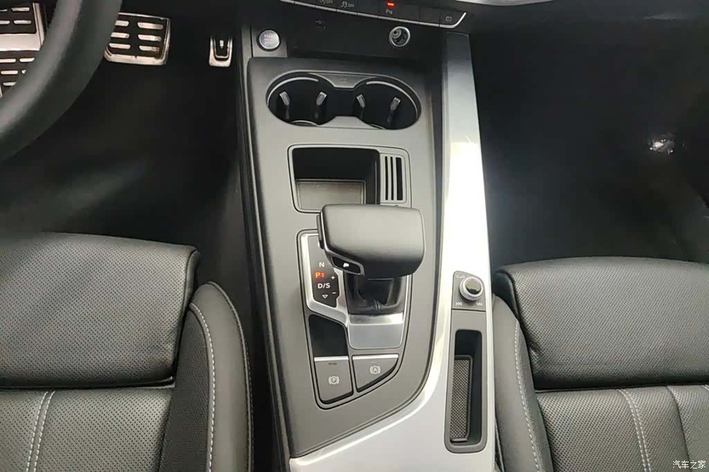 Audi A4L, 2024 16