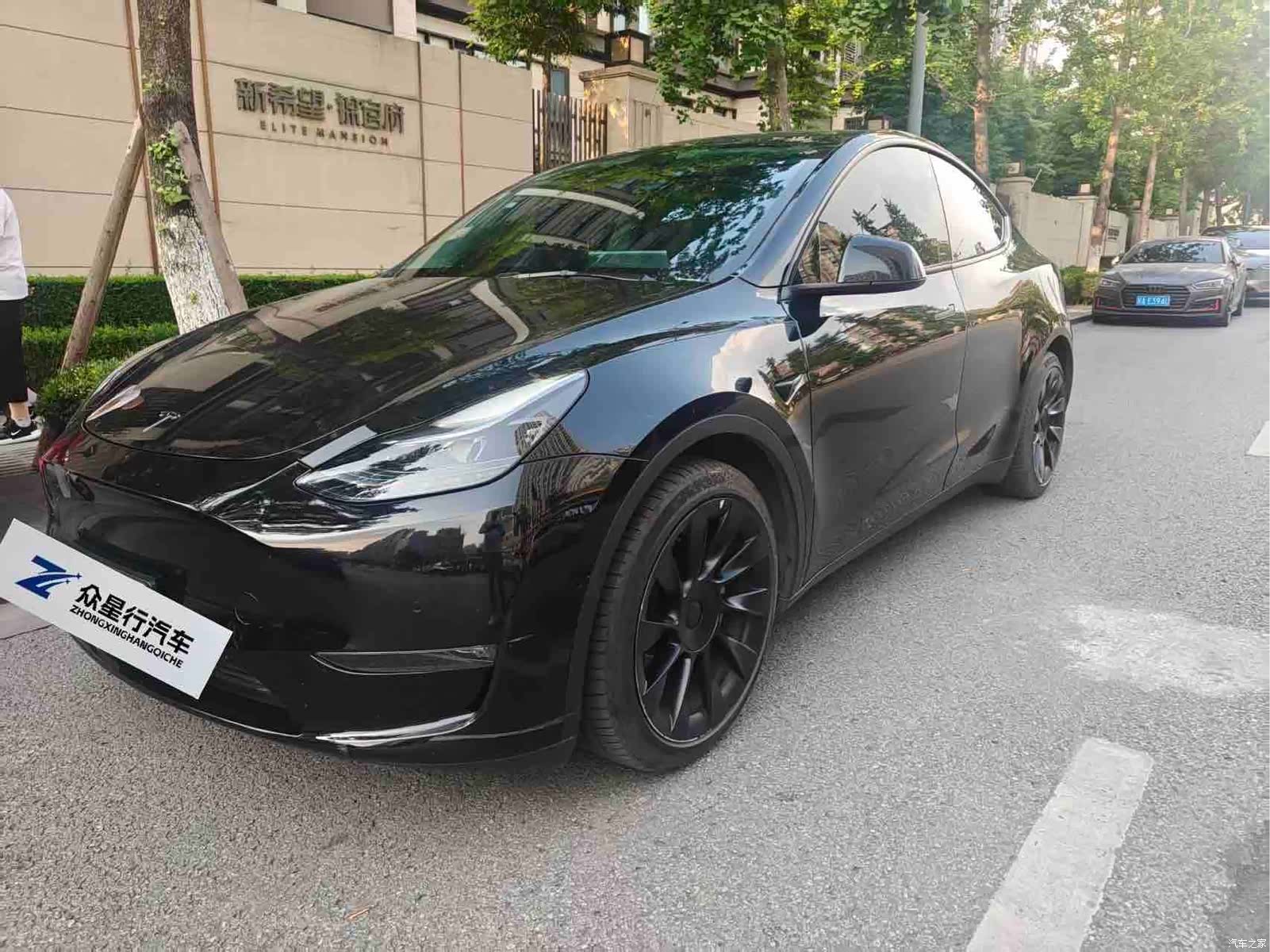 Tesla Model Y, 2021 1