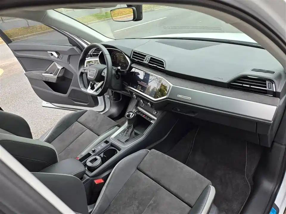 Audi Q3 Audi Q3