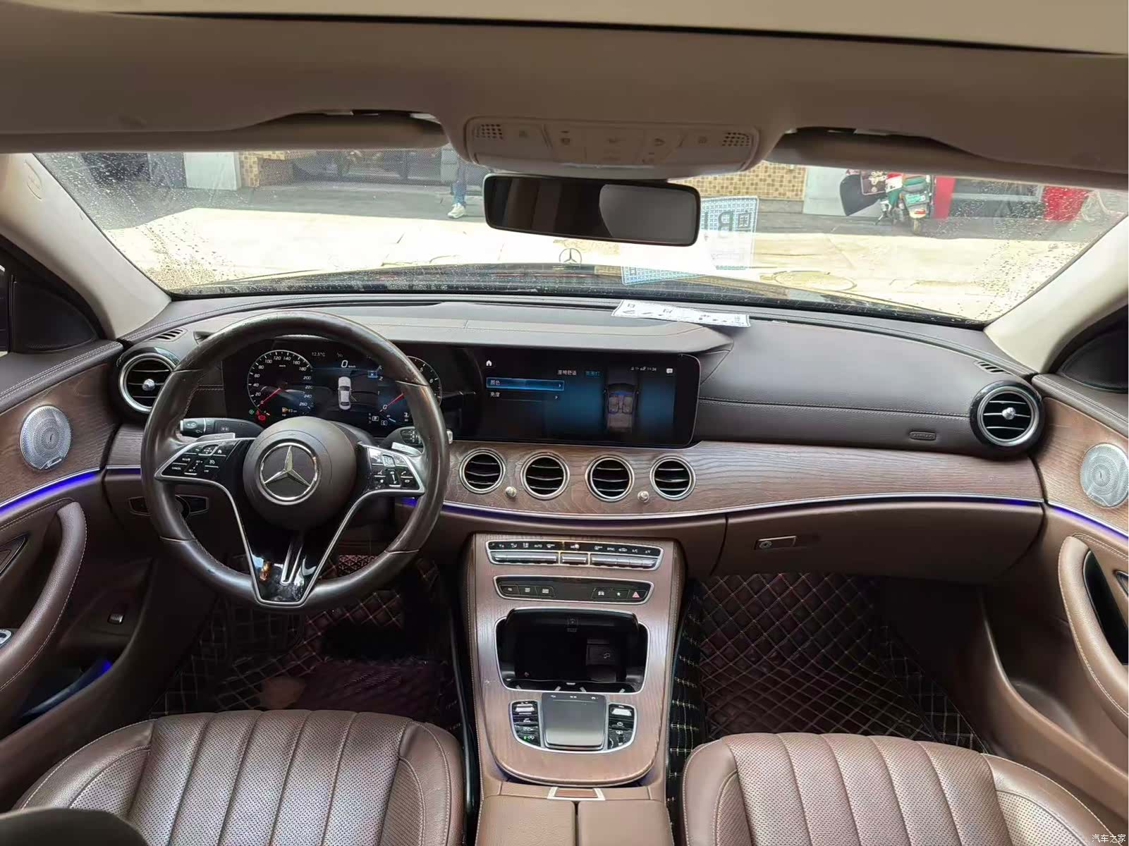 Mercedes-Benz E-Class, 2020 все фото
