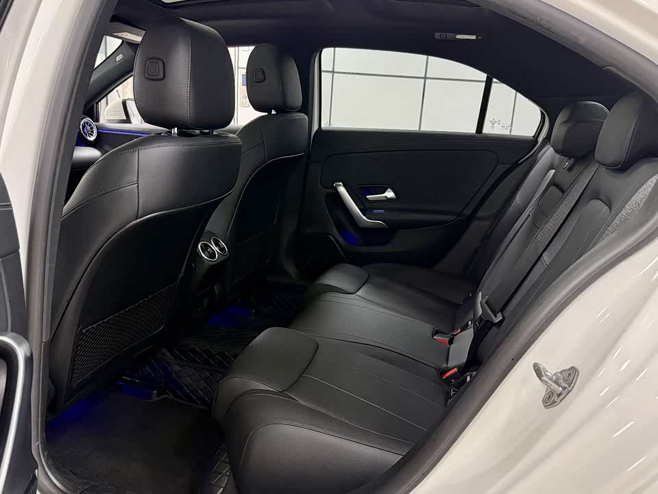 Mercedes-Benz Class A Mercedes-Benz Class A