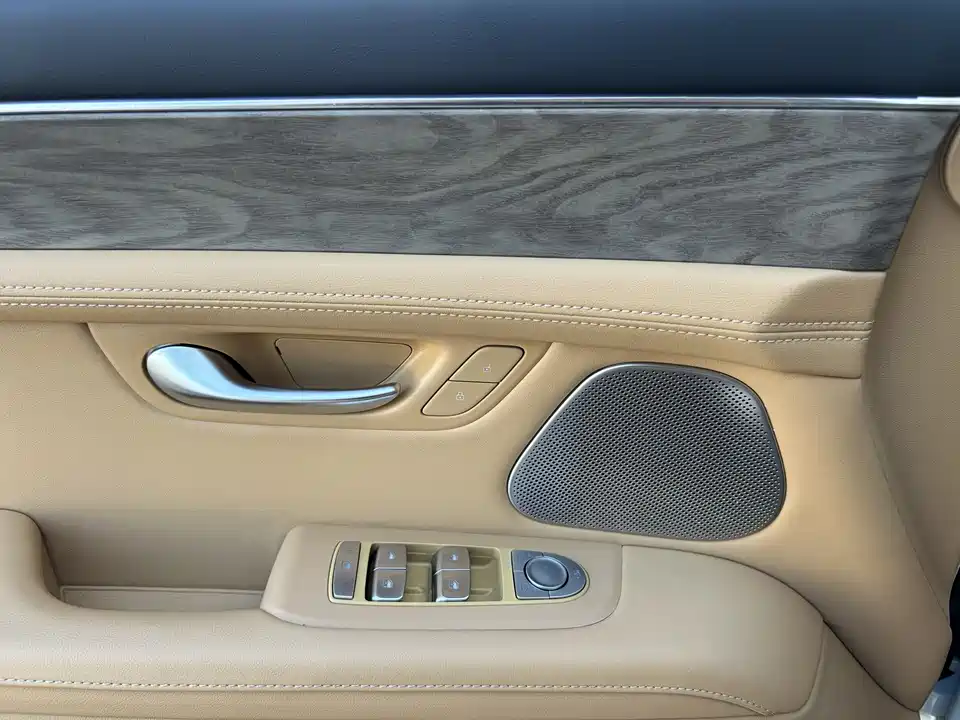 HarmonyOS Ask the world M5