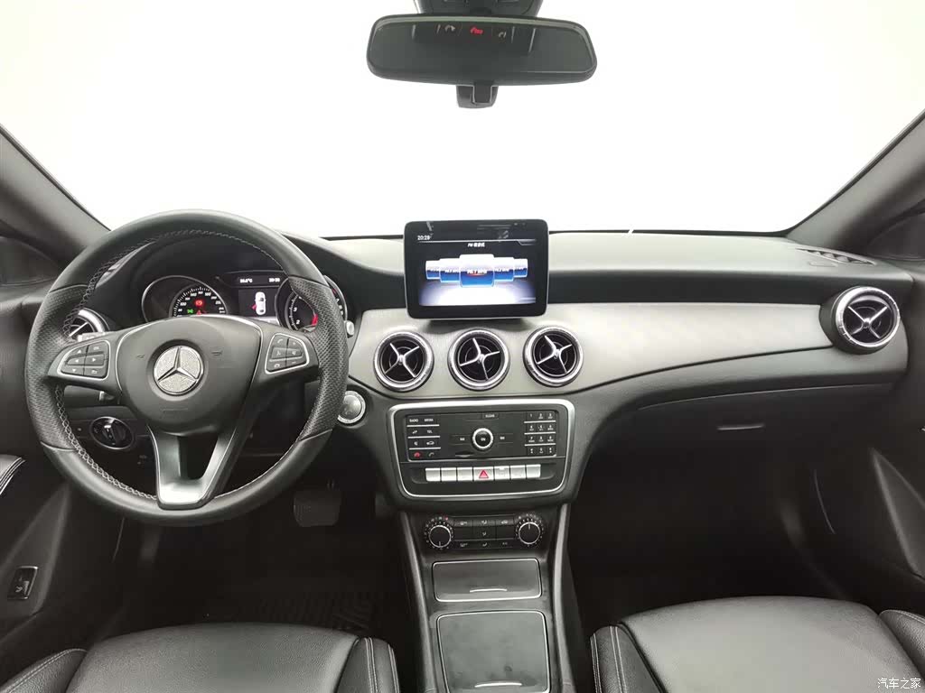 Mercedes-Benz CLA, 2018 все фото