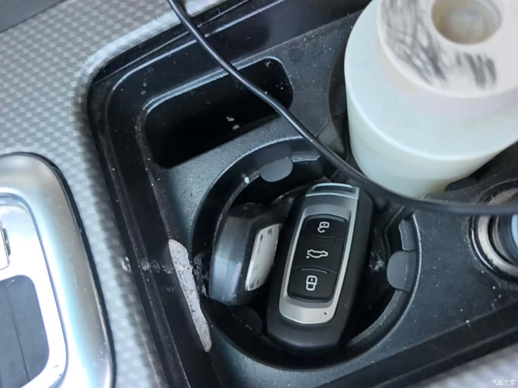 Geely Emgrand, 2017 9