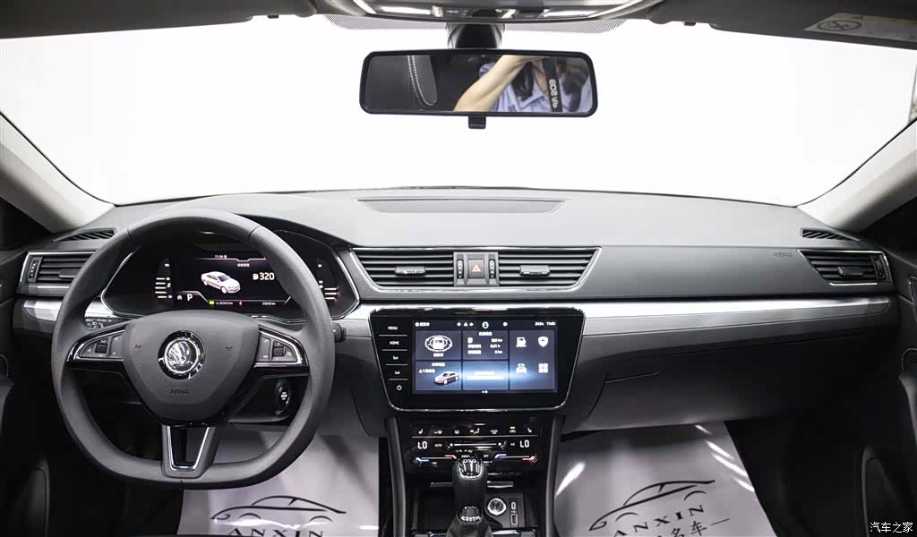Skoda Superb, 2024 14