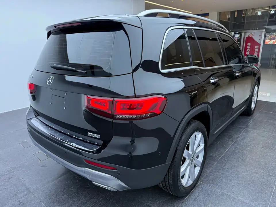 Mercedes-Benz GLB Mercedes-Benz GLB