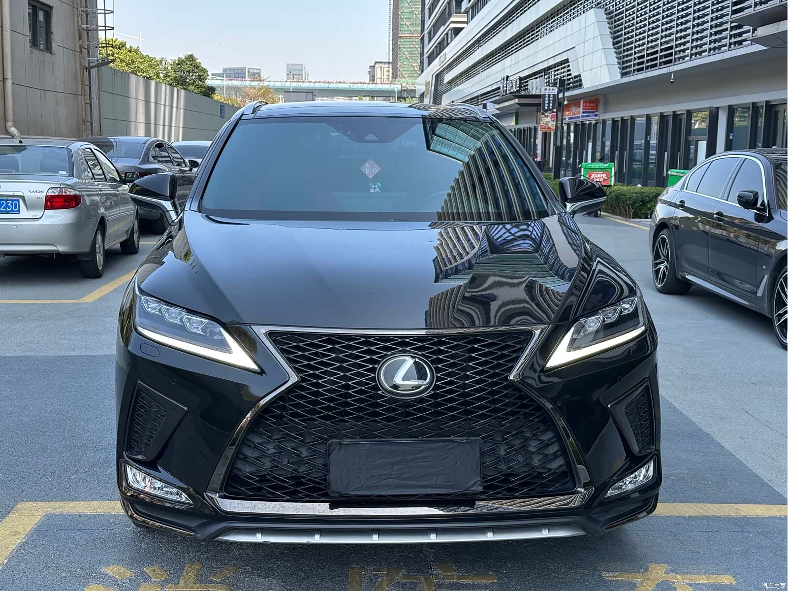 Lexus RX, 2021 1