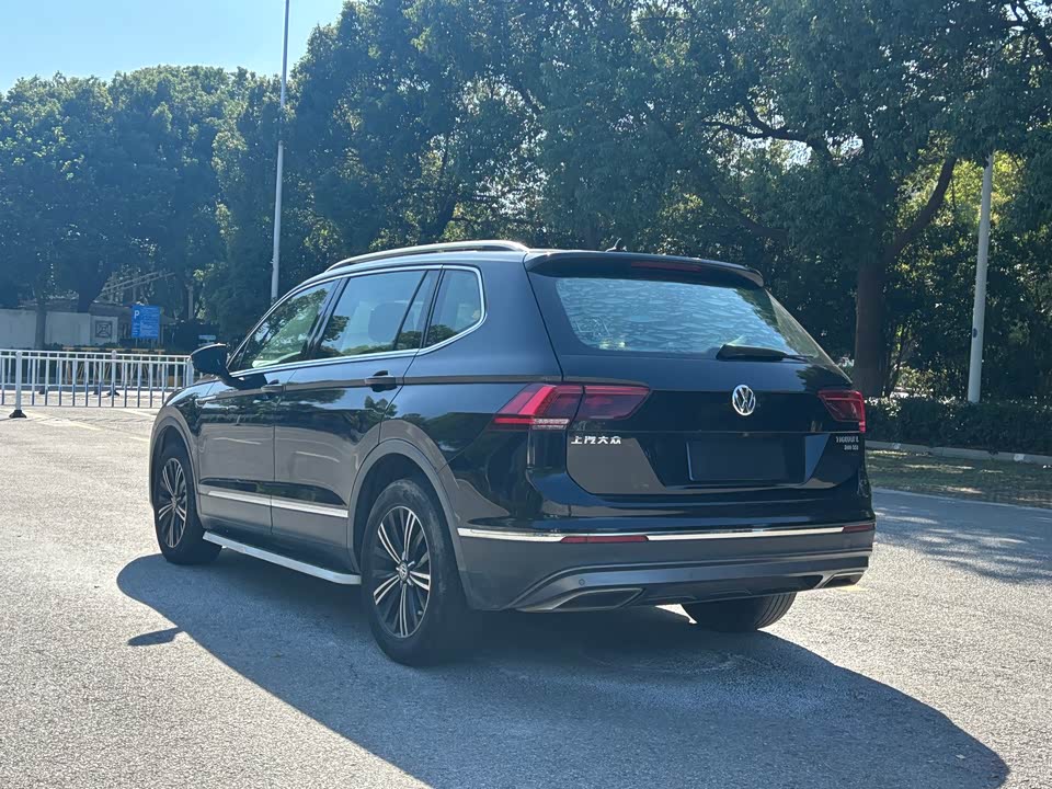 Volkswagen Tiguan L