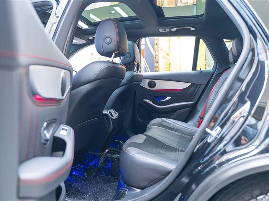 Mercedes-Benz GLC AMG