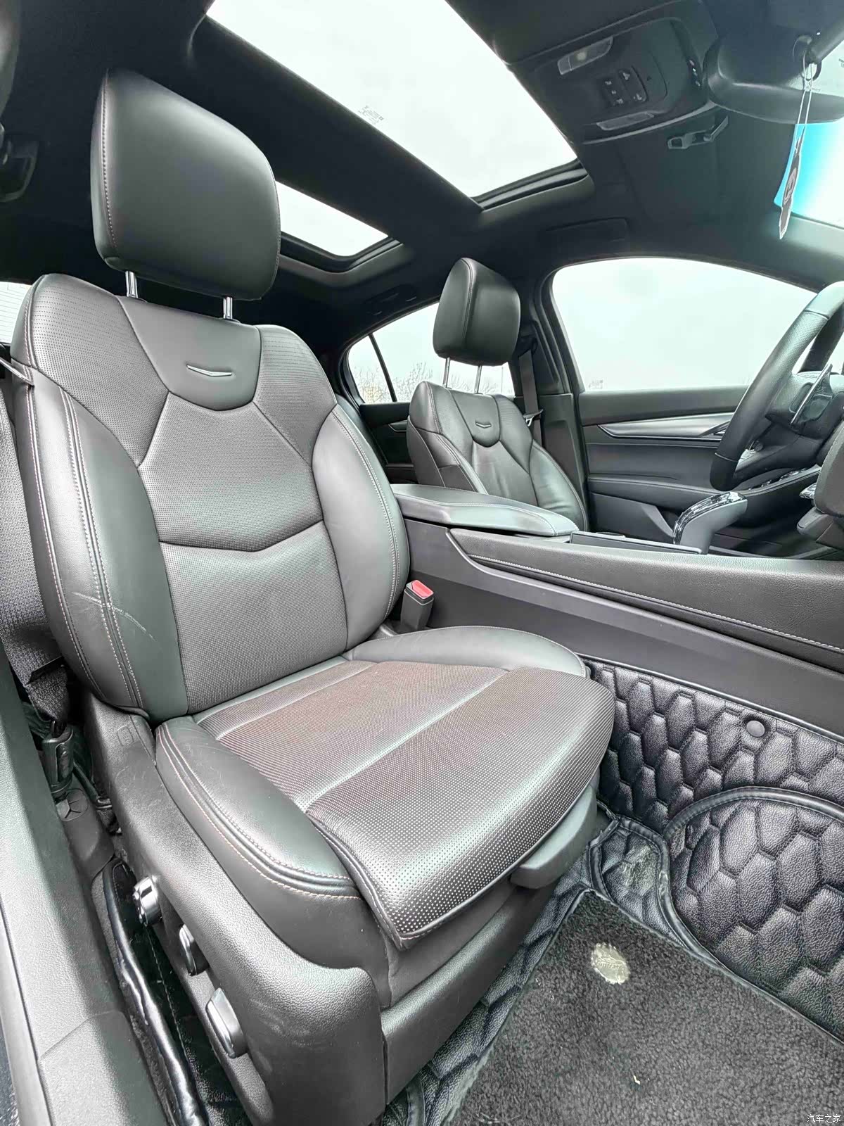 Cadillac CT5, 2022 4