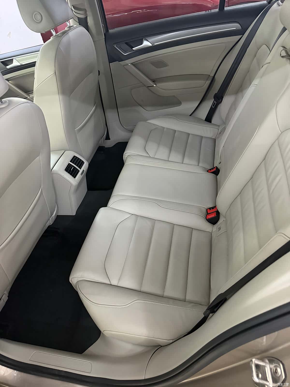 Volkswagen Golf, 2016 7