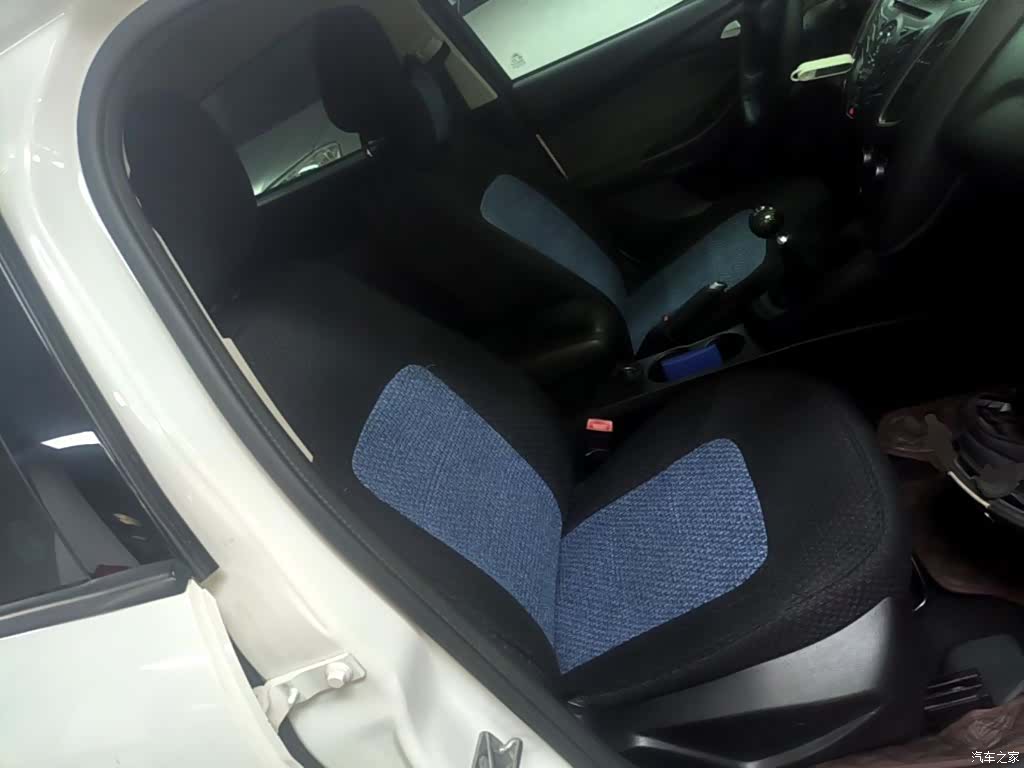 Ford Focus, 2015 25