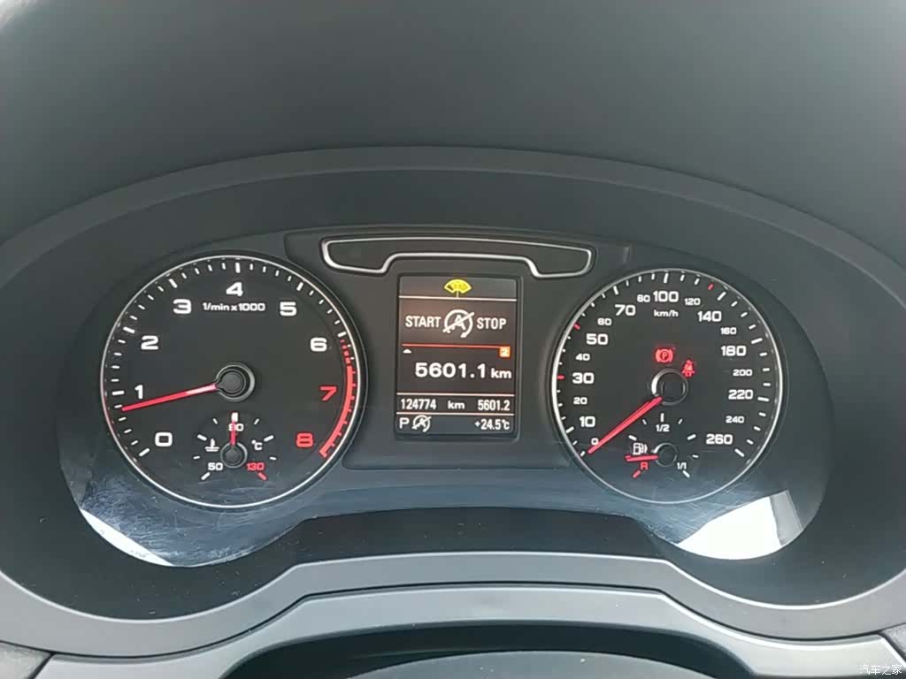 Audi Q3, 2015 12