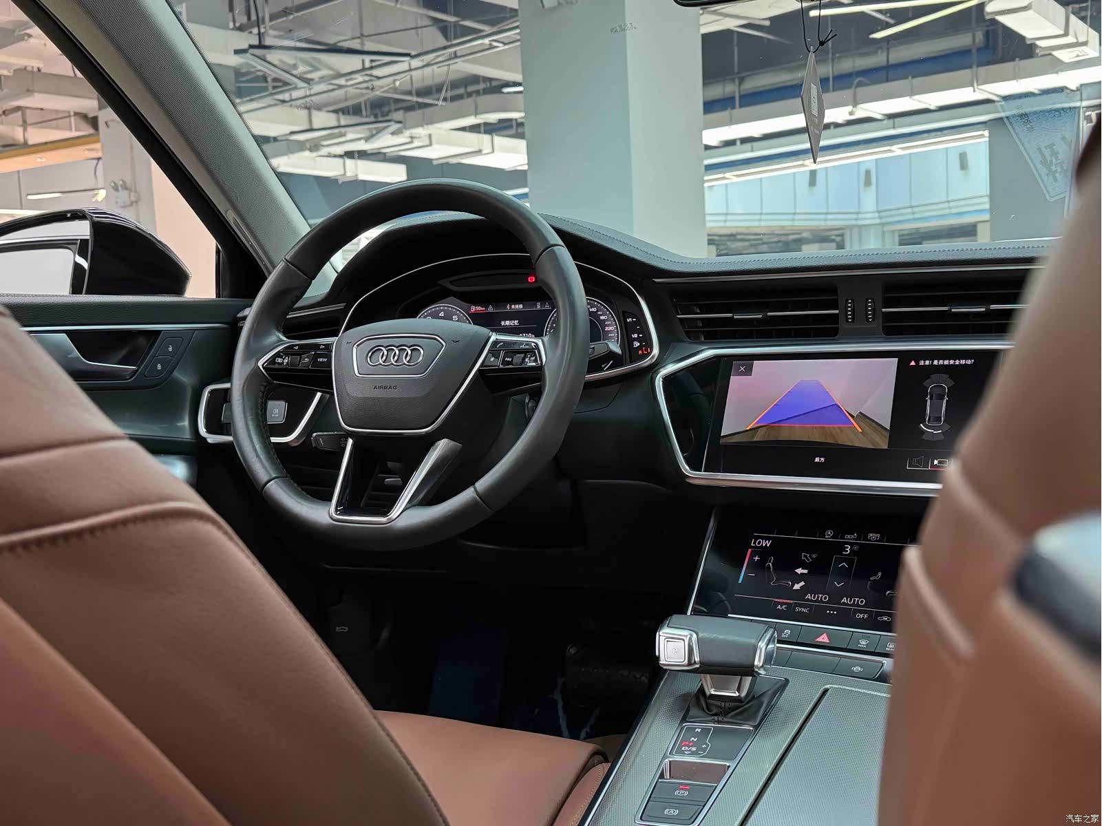 Audi A6L, 2019 22