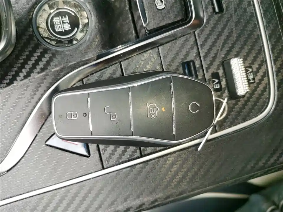 BYD Qin Yuan BYD Qin Yuan