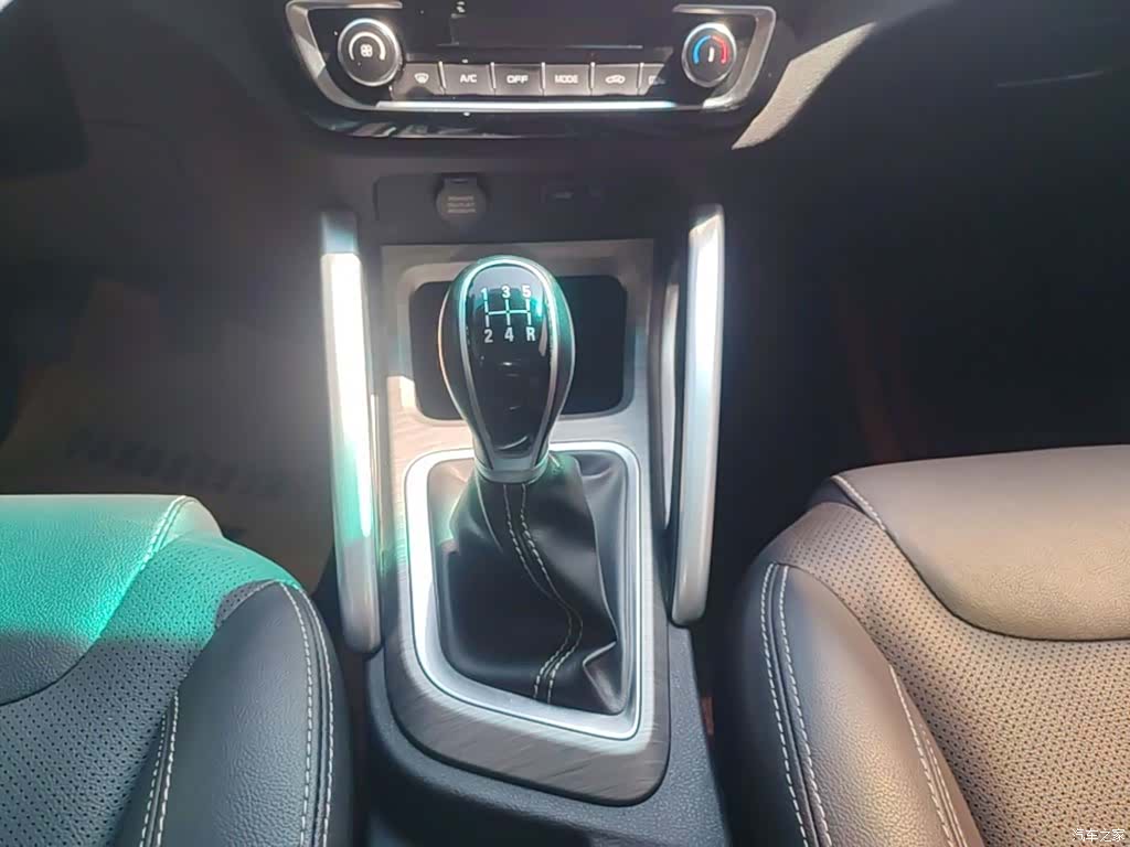 Geely X3, 2017 14