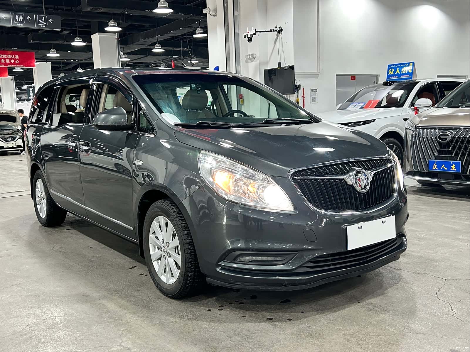 Buick GL8, 2019 2