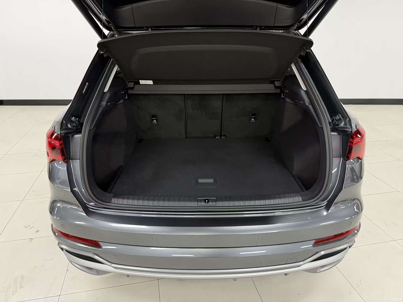 Audi Q3, 2023 9