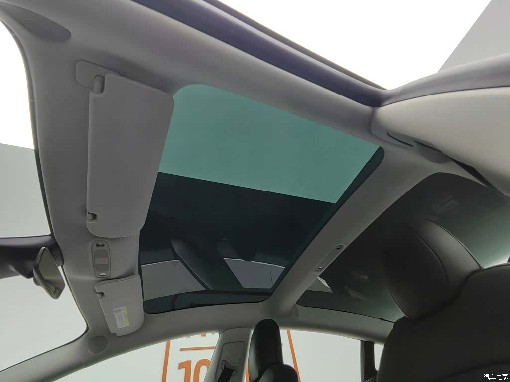 Tesla Model 3, 2020 14