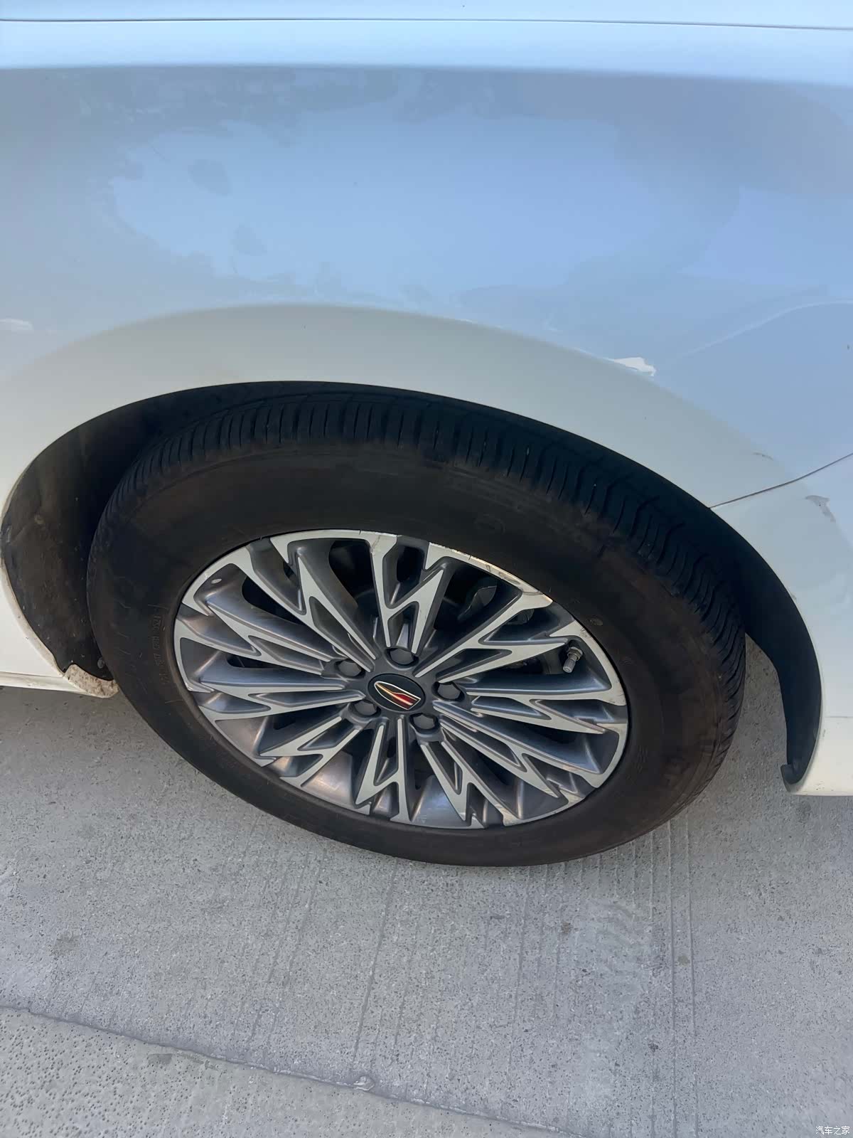 Hongqi H5, 2022 15