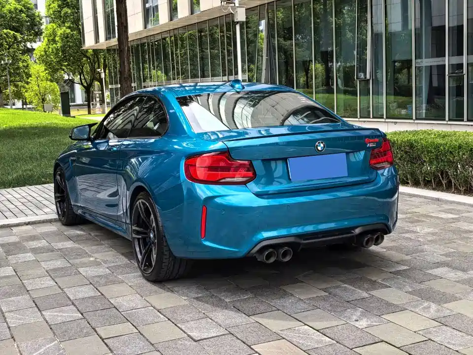 BMW M2