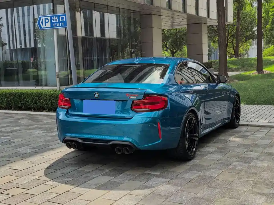 BMW M2