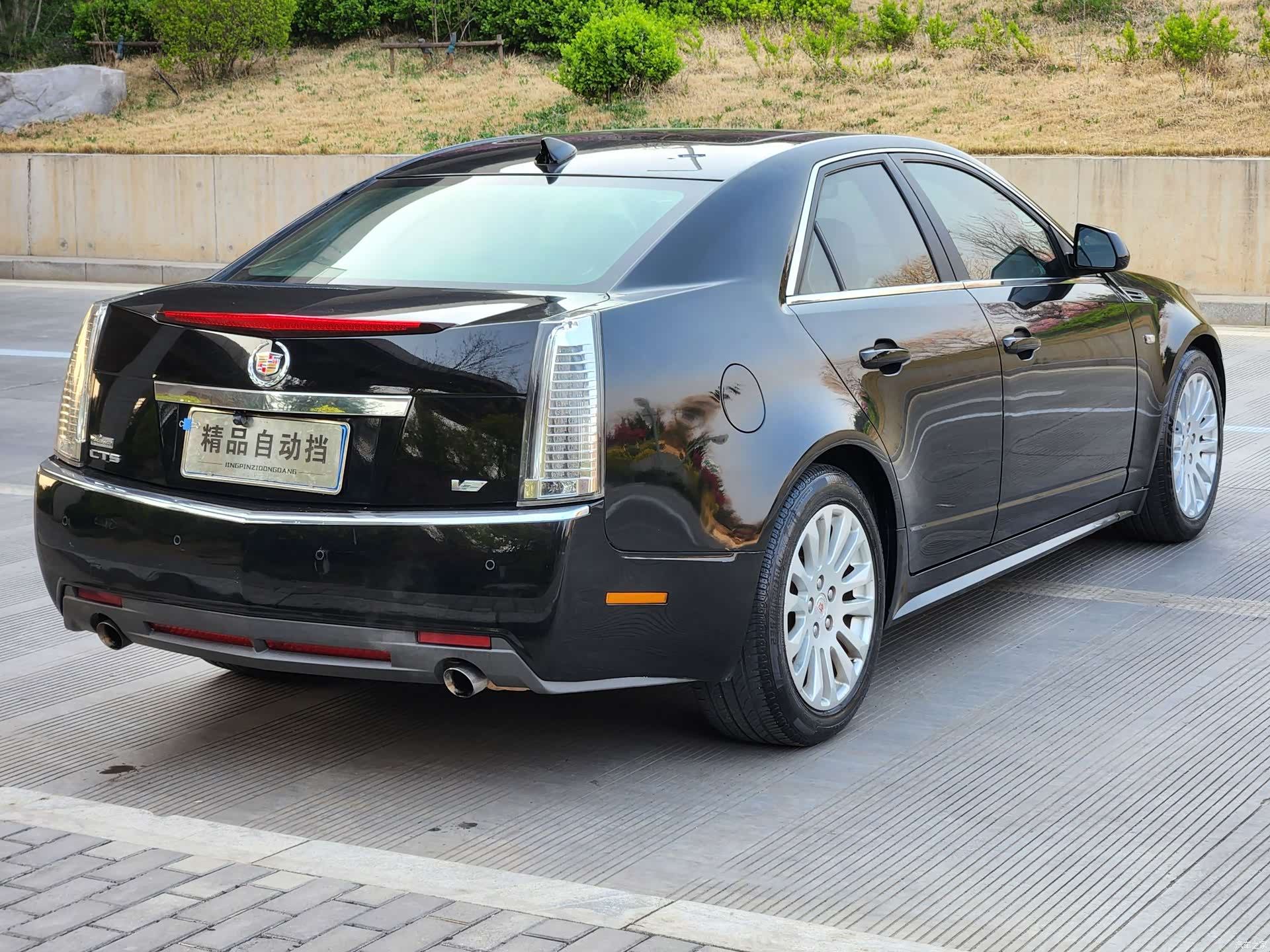 Cadillac CTS, 2010 4