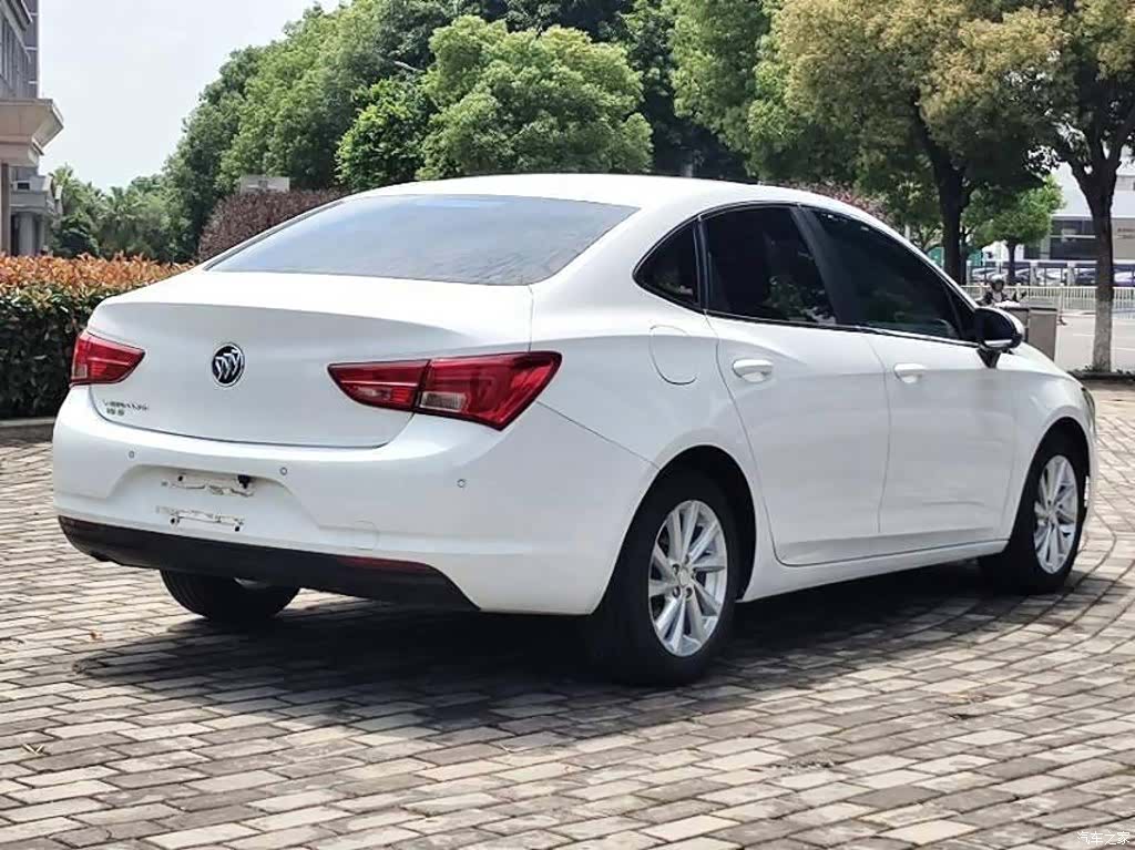 Buick Verano, 2018 4