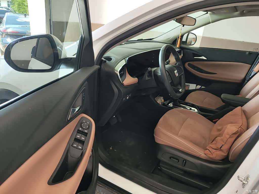 Buick Encore, 2023 16