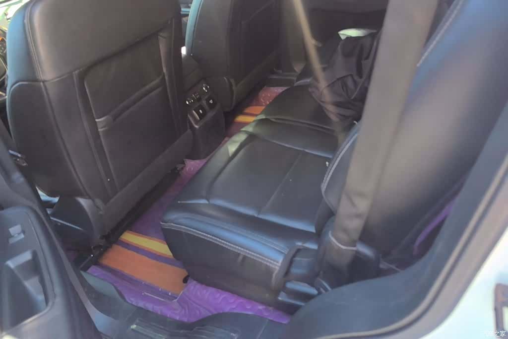 Ford Explorer, 2018 11