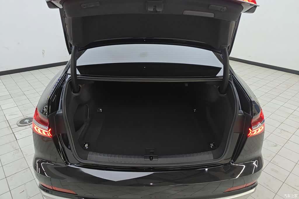 Audi A6L, 2024 4