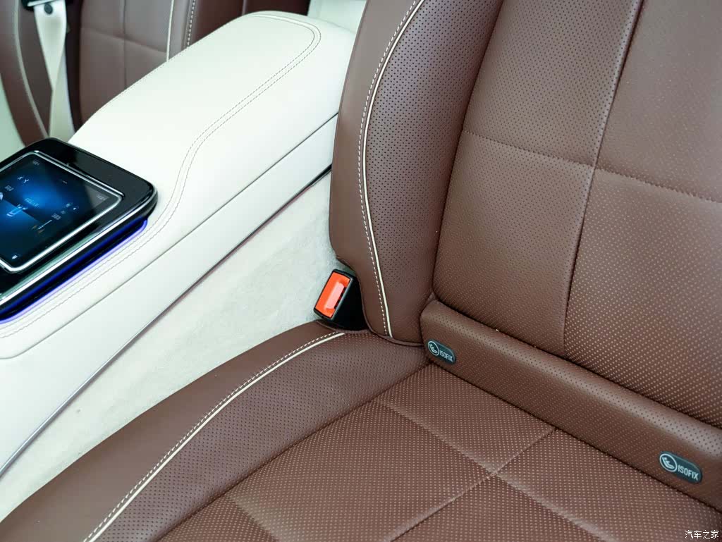 Maybach GLS, 2024 14