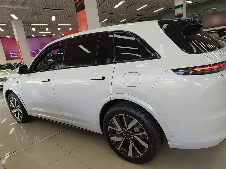 Li Auto Ideal L7