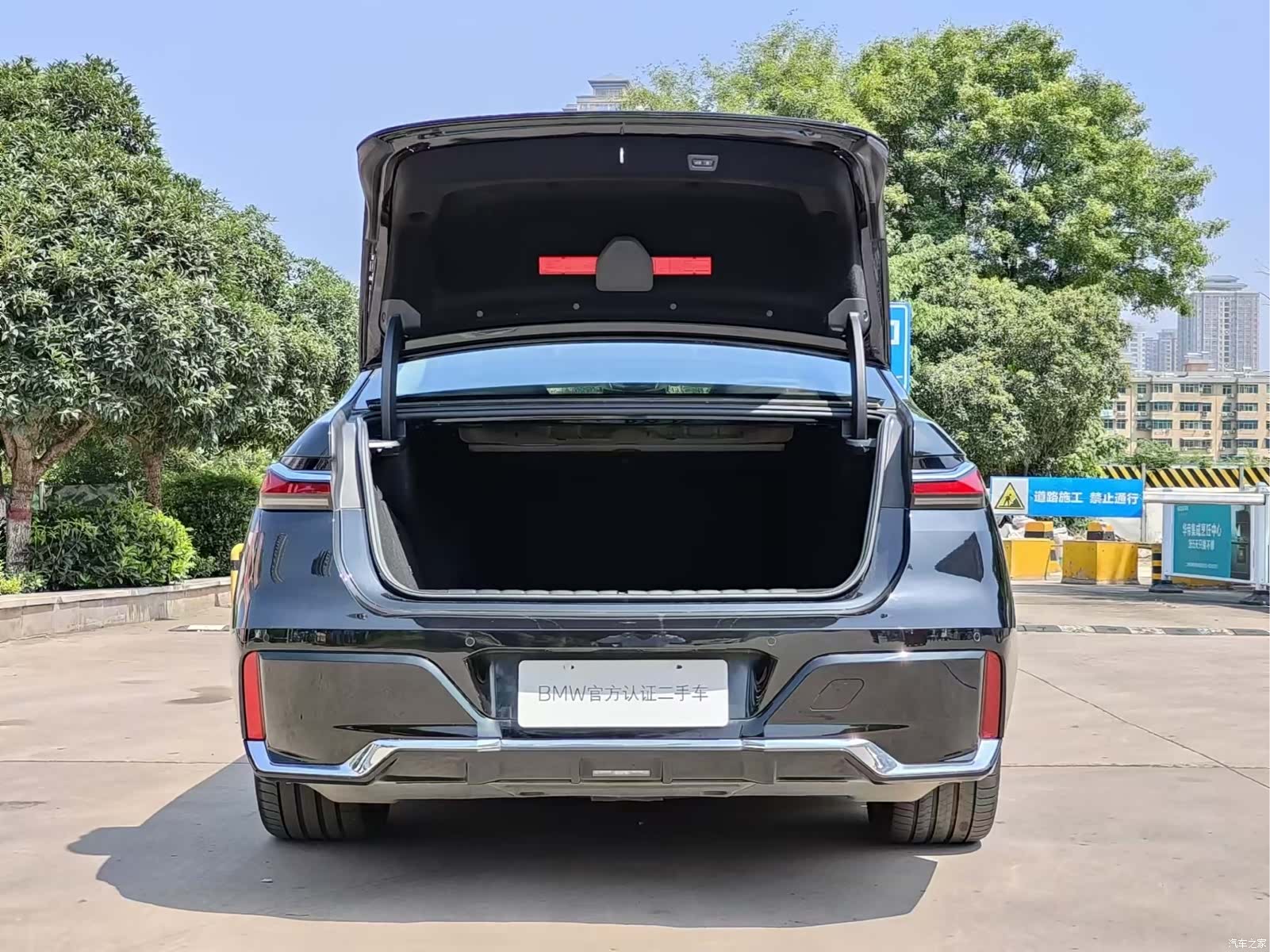 BMW i7, 2023 19