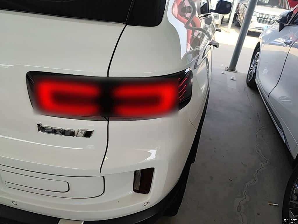 Geely Icon, 2022 8
