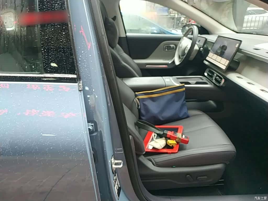 Leapmotor B01, 2025 25
