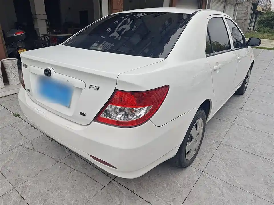 BYD F3