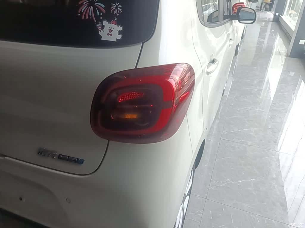 Wuling MINIEV, 2025 8
